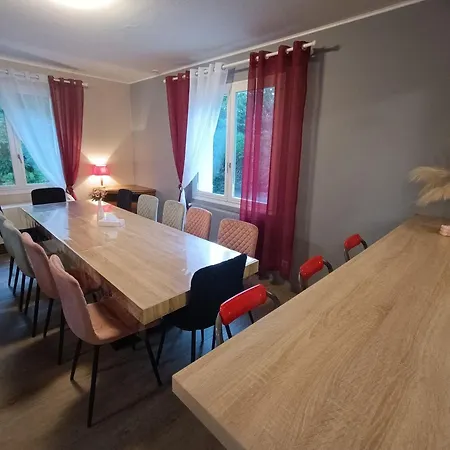 Spacieux Avec Salle De Jeux, Tennis Et Cheminée, Idéal Pour Familles Et Amis Jusqu'à 15 Pers. - Fr-1-410-223 Casa rural Saint-Jean-de-la-Motte