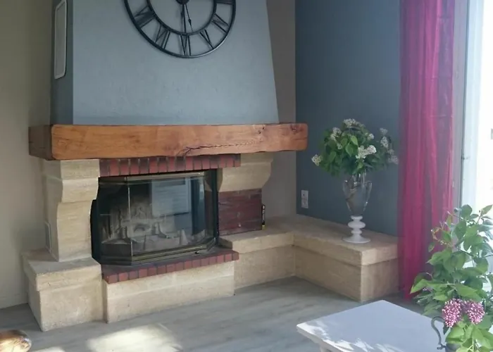 Spacieux Avec Salle De Jeux, Tennis Et Cheminee, Ideal Pour Familles Et Amis Jusqu'a 15 Pers. - Fr-1-410-223 Semesterbostad