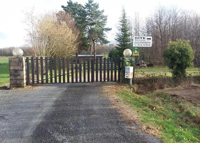 Spacieux Avec Salle De Jeux, Tennis Et Cheminee, Ideal Pour Familles Et Amis Jusqu'a 15 Pers. - Fr-1-410-223