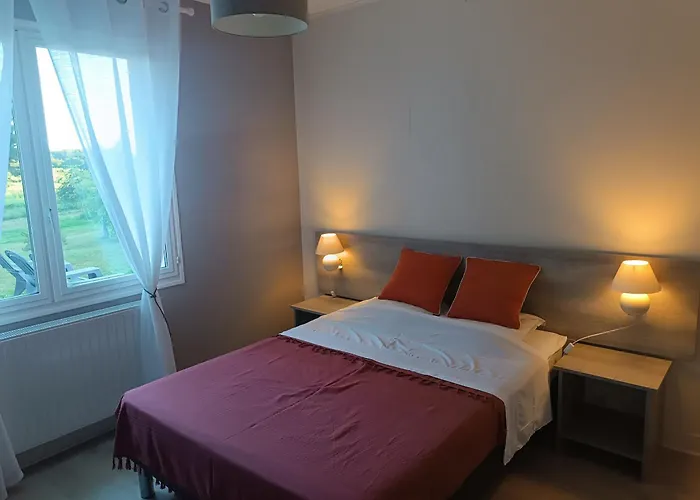 Spacieux Avec Salle De Jeux, Tennis Et Cheminee, Ideal Pour Familles Et Amis Jusqu'a 15 Pers. - Fr-1-410-223 Semesterbostad